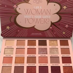 CIATÉ‎  I AM A Woman Palette